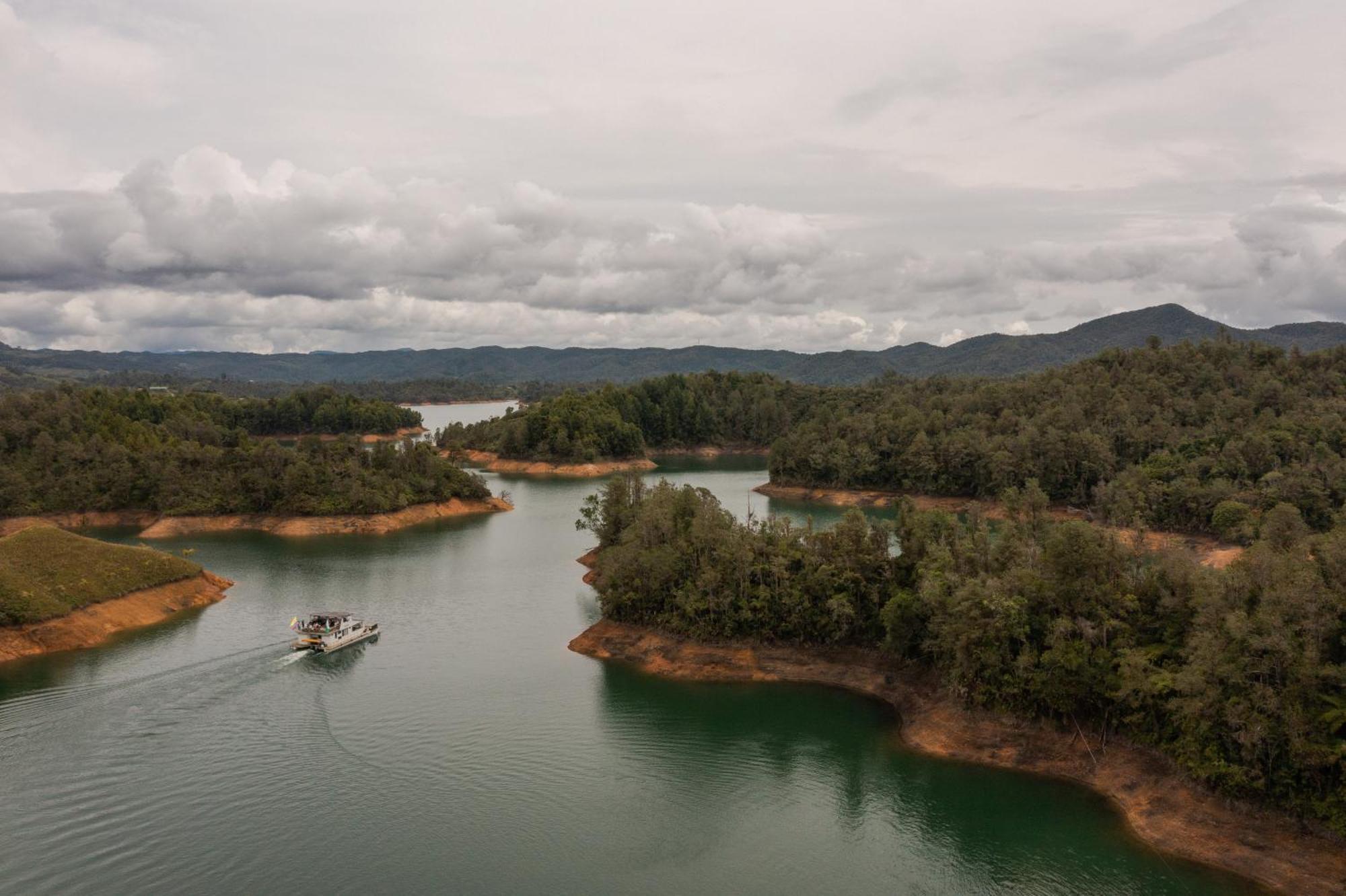 Ab Natural Reserve Lifestyle Hotel Guatape Ngoại thất bức ảnh